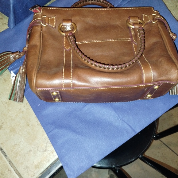 Dooney & Bourke Florentine medium leathe satchel, never used, discontinued color - Picture 9 of 16